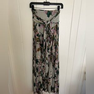 Free people wide leg, light weight pants with toe front